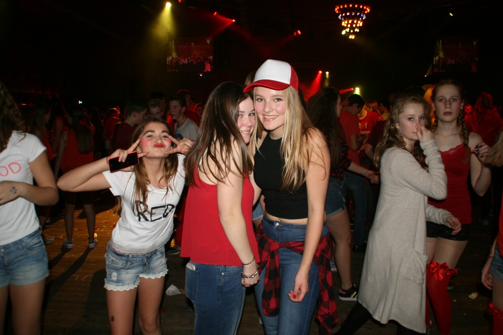 ../Images/Knalrooie Stuiterbal Disco - Stephan Bekooij 014.jpg
